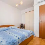 And Ive Apartman Tisno