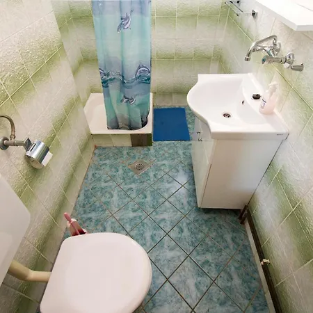 And Ive Apartment Tisno